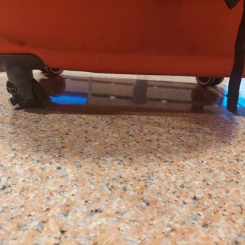 Kırık Valiz Ve İlgisiz Hizmet