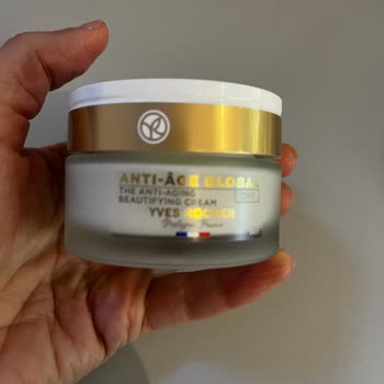 Yves Rocher'den Gelen Hediye Ürün Bozuk Mu?