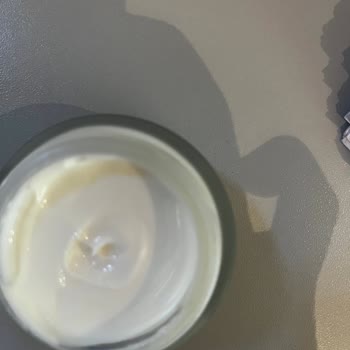 Yves Rocher'den Gelen Hediye Ürün Bozuk Mu?