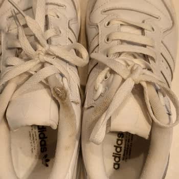 Sneaks Up'tan Aldığım Adidas Ayakkabının Dikiş Sorunu Ve Yetersiz Müşteri Hizmeti