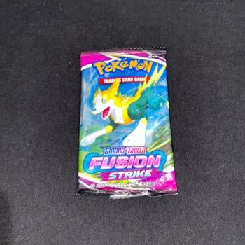 D&R'dan Aldığım Pokemon Kartları Sahte Çıktı