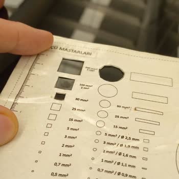 Opel Corsa'da Boya Sorunu Ve Yetersiz Çözüm