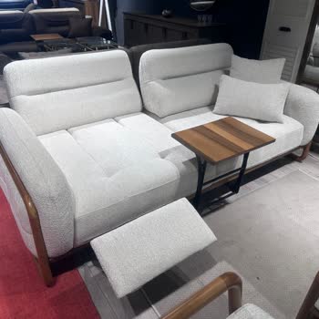 Beril Mobilya Firma Sözünü Tutmuyor, Müşteri Mağdur