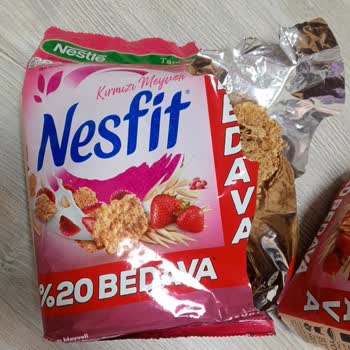 Nesfit Paketinden Çıkan Canlı Böcekler