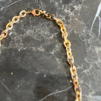 Paslanan Takı İçin Hayal Kırıklığı