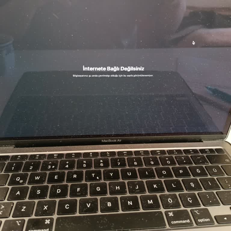 Sürekli Kesilen İnternet Ve Yetersiz Müşteri Hizmetleri