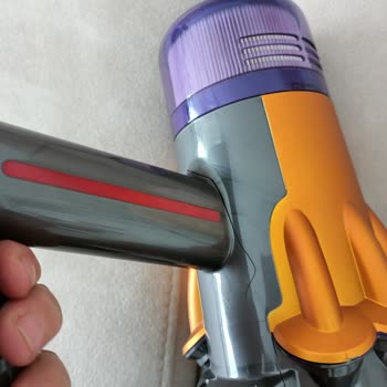 Dyson V12'nin Kalitesiz Parçaları Ve Yetersiz Müşteri Hizmetleri