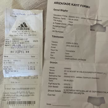 Adidas Ayakkabıda Beklenmedik Astar Sorunu