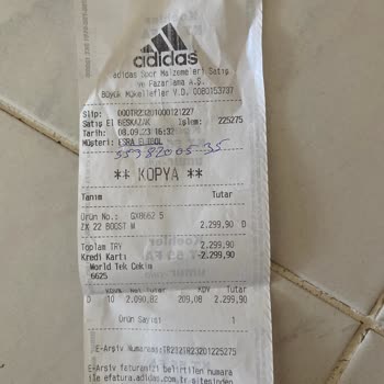 Adidas Ayakkabıda Beklenmedik Astar Sorunu