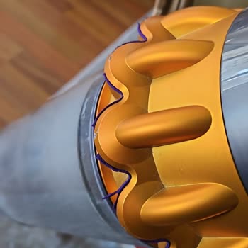 Dyson V15 Süpürge Çekiş Gücü Ve Sünger Sorunu