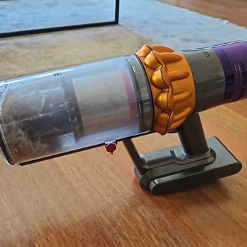 Dyson V15 Süpürge Çekiş Gücü Ve Sünger Sorunu