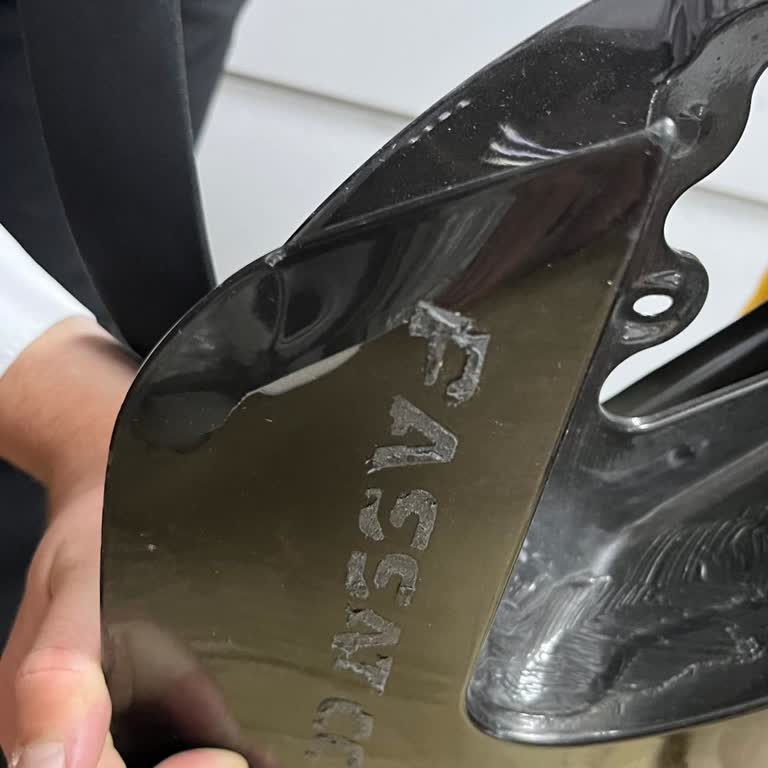 ТК Энергия повредили содержимое посылки, металическая крышка в таком состоянии