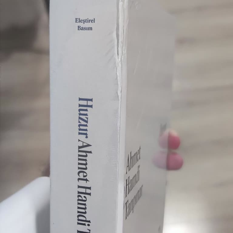 Hasarlı Kitap Ve Yetersiz Müşteri Hizmetleri