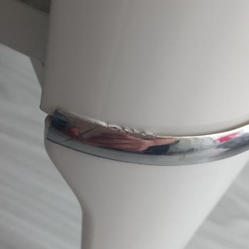 Batılı Mobilya Kurulumunda Hasar Ve İletişim Sorunu