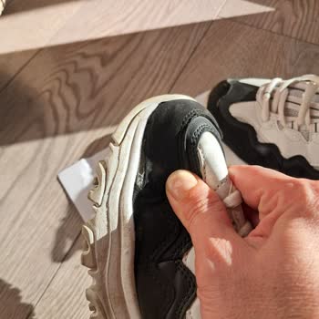 Skechers Ayakkabılarında Üretim Hatası Ve İade Sorunu