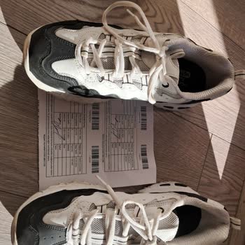 Skechers Ayakkabılarında Üretim Hatası Ve İade Sorunu