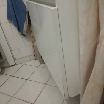 Kısa Sürede Kabaran Banyo Dolabı Sorunu