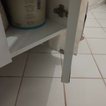 Kısa Sürede Kabaran Banyo Dolabı Sorunu