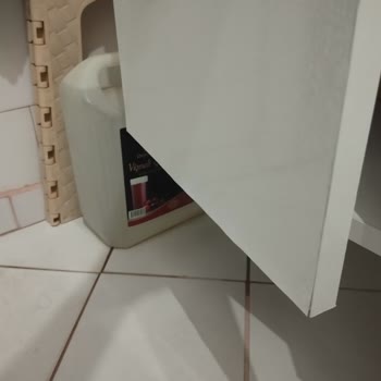 Kısa Sürede Kabaran Banyo Dolabı Sorunu