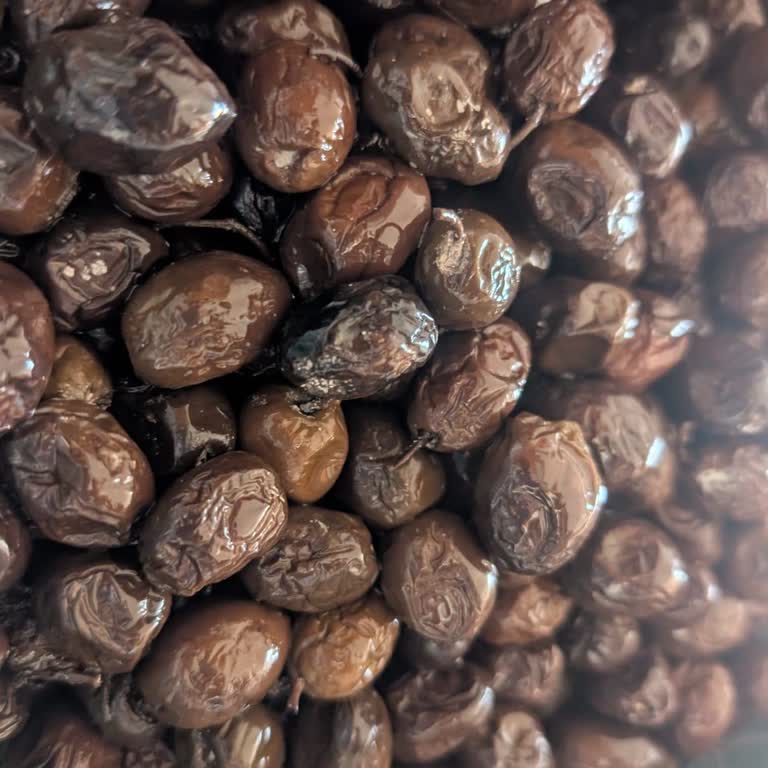 Küflü Zeytin Ve Hasarlı Ambalaj Sorunu