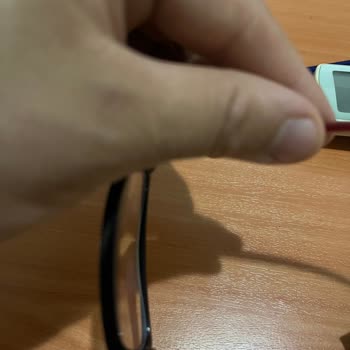 Atasun'da Hayal Kırıklığı: İlgisiz Hizmet Ve Defolu Gözlük Camı