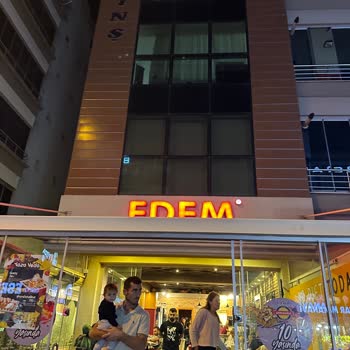 Edem Waffle Torbalı Şubesi'nde Saygısız Davranış