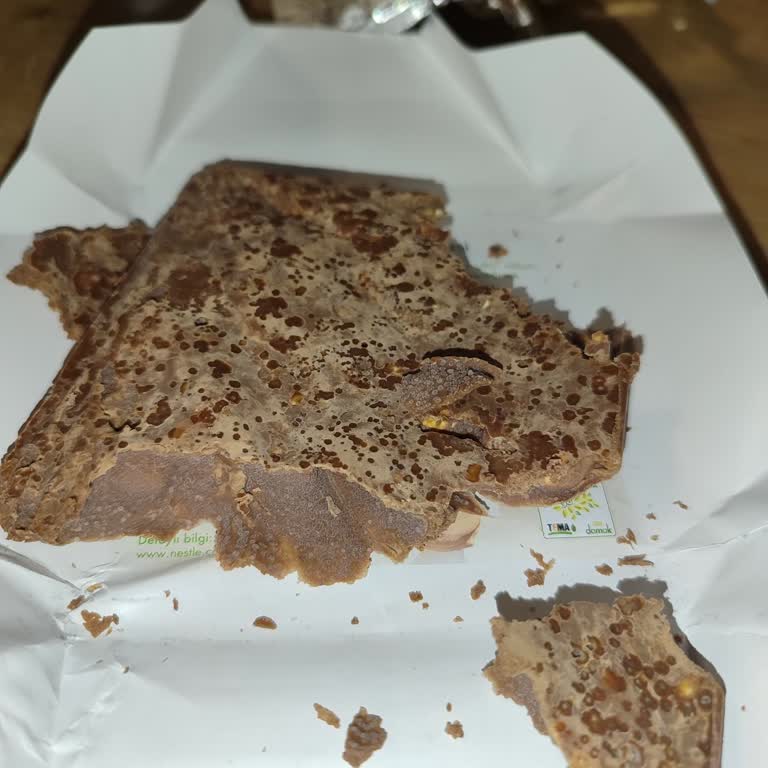 Küflü Çikolata Şoku: Nestle'den Hayal Kırıklığı!