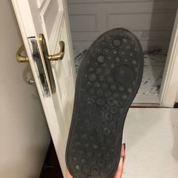 Pelinin Ayakkabılarında Sürekli Sorun Yaşıyorum