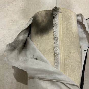 Kargo Firması Yüzünden Kirlenen Halı Ve Çözüm Beklentisi