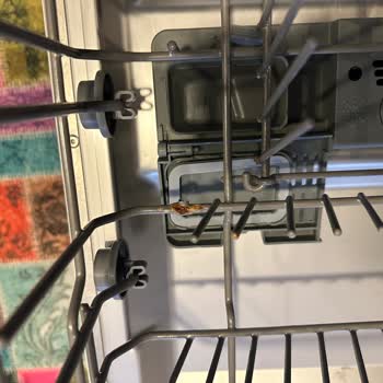 Teka Bulaşık Makinesi Sepetlerinde Paslanma Sorunu Ve Yüksek Servis Ücretleri