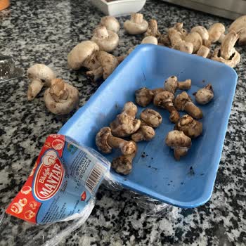 Online Siparişte Hayal Kırıklığı: Çürük Mantar Ve Soğanlar