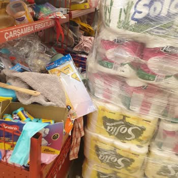 Şok Market'te Hijyen Ve Düzen Sorunları: Müşteri Sağlığı Tehlikede