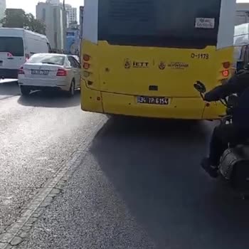 Otobüs Şoförünün Tehlikeli Sürüşü Ve Kışkırtıcı Davranışı