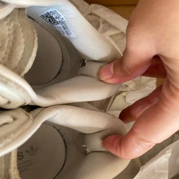 Adidas Ayakkabıda Kalite Sorunu Ve İade Reddi
