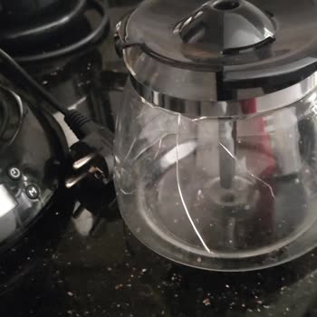 Kırılgan Cam Demlik: Müşteri Mağduriyeti