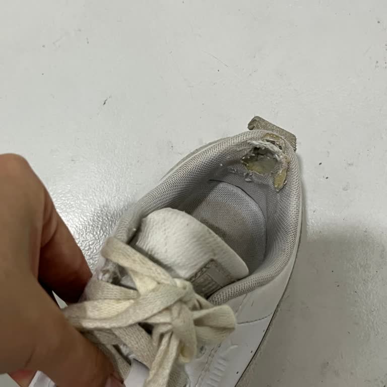 Garantili Puma Ayakkabının Erken Dağılışı
