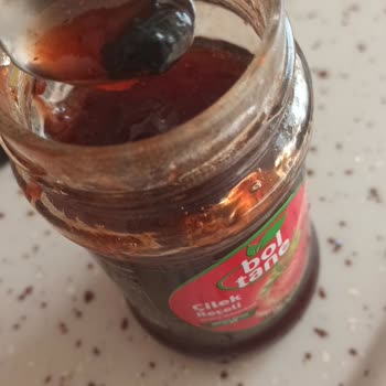 Çilek Reçelinde Böcek Şoku: Güvenilir Markalar Nerede?