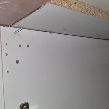 Marmara Mobilya'dan Eksik Ve Hasarlı Teslimat