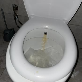 Kaçkar Devlet Hastanesi Hastane Temizliği Ve Personel İlgisizliği