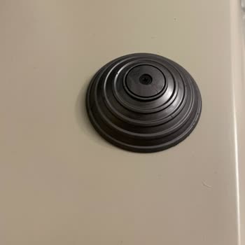 Dyson V15 Süpürge Tekerlek Sorunu Ve İletişim Zorluğu