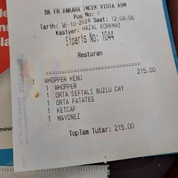Burger King'de Soğuk Ve Bayat Burger Deneyimi