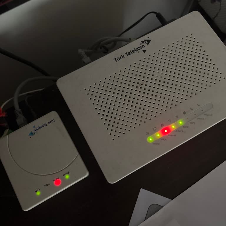 Sürekli Kesilen İnternet Ve Çözüm Bekleyen Müşteri