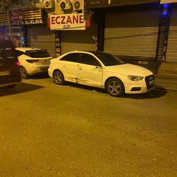 Gece Yarısı Moloz Aracının Çarptığı Aracımız İçin Çözüm Bekliyoruz