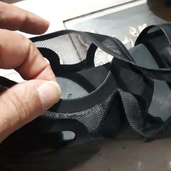 Sadece 10 Kez Giyilen Sandaletin Dikiş Yerlerinden Ayrılması Ve Üretim Hatası İddiası