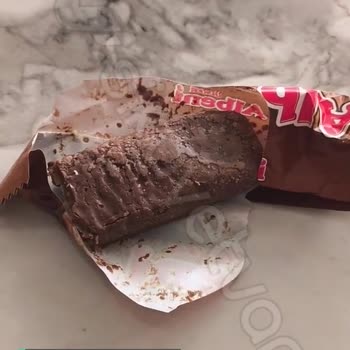 Ülker Bozuk Çikolata Albeni!