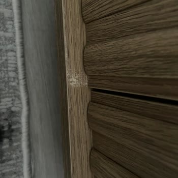 İstikbal Yatak Odası Takımında Dolap Kapakları Sorun Yaratıyor