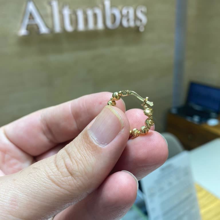 Altınbaş'tan Aldığımız Bozuk Küpe Ve İlgisizlik