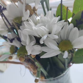 Çiçek Sepeti Eksik Ve Hasarlı Çiçek Teslimatı!