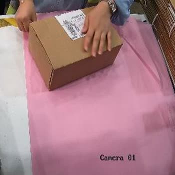 Lancome Failed to Deliver Full Order, Missing Gifts and Lipstick, Unreliable Customer Support