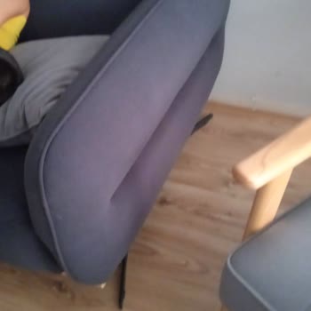 Atsaylar Mobilya (İzmir) Koltuk Takımında Renk Solması Ve Esneme Sorunu!